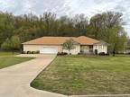 110 Osage Ave Mountain View, AR