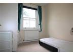 Lansdowne Square, Northfleet, Gravesend, Kent, DA11 2 bed apartment to rent -