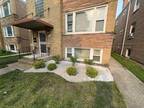 welcome home 2131 grove avenue Berwyn, IL