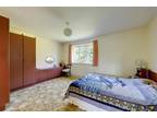 4 bedroom detached house for sale in Mayfield Close, Worthing, BN14