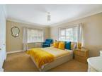 Park Crescent, Guiseley, Leeds 5 bed detached house for sale -