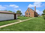 1327 East Oakton Street Des Plaines, IL