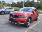 2019 Volvo XC40 Momentum