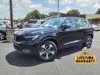 2024 Volvo XC40 B5 Core