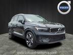 2024 Volvo XC40 B5 Plus Bright Theme