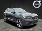 2024 Volvo XC40 B5 Plus Bright Theme