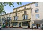 Queens Terrace, Southampton, Hampshire, SO14 2 bed apartment for sale -