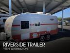 Riverside Trailers Riverside Trailer Retro180R Travel Trailer 2017