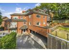 Mays Hill Road, Bromley 2 bed flat for sale -