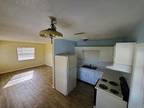 916B 60th Ave Ter W