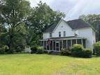 508 S LEE AVE, Landrum, SC 29356 Single Family Residence For Sale MLS# 301810