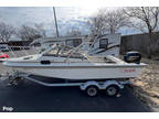 1986 Boston Whaler Revenge 22 W/T