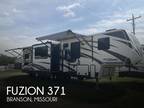 2014 Keystone Fuzion 371