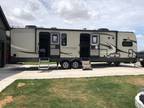 2021 Forest River Rockwood Signature Ultra Lite 8335SB 37ft