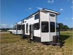 2022 Forest River RV Forest River RV Salem Grand Villa 42DL 41ft