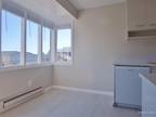 Remodeled and bright corner apt, parking available
