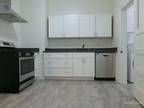 Spacious Remodeled 3bd Flat w/ W/D in Unit! Great Location!