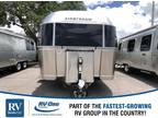2024 Airstream Airstream Flying Cloud 30RB Queen 31ft