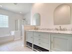 Condo For Sale In Charleston, South Carolina