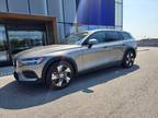 2020 Volvo V60 Cross Country