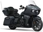 2023 Indian Motorcycle Pursuit® Dark Horse® with Premium Package