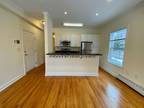 Cambridge - Harvard Square 1BA, Harvard Square: 2-bed in