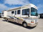 2002 Fleetwood Bounder 31W 32ft