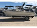 2001 Scout Sportfish 202