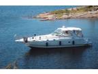 1997 CRUISERS YACHTS 4270 ESPRIT EXPRESS Boat for Sale