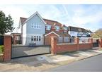 6 bedroom detached house for sale in Ernest Road, Emerson Park, Hornchurch, RM11