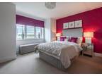 5 bedroom detached house for sale in Pontefract Lane, Newsam Green, Leeds