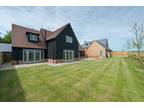 4 bedroom detached house for sale in Monkton Road, Minster, CT12