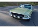1967 Ford Mustang FASTBACK V8 3.9L Manual Green