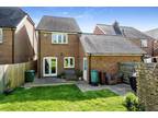 2 bedroom detached house for sale in Juziers Drive, East Hoathly, Lewes