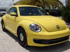 2012 Volkswagen Beetle 2.5L PZEV 2dr Coupe 6A w/ Sound and Navigation