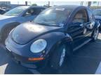 2009 Volkswagen New Beetle Coupe 2dr Auto S PZEV