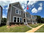 143 Carriage Club Drive, Unit 102, Mooresville, NC 28117