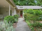 154 Fairlane Rd #2A