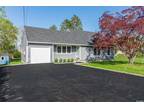 970 Village Lane, Mattituck, NY 11952