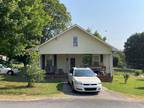 620 5th Street, Etowah, TN 37331