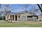 310 East Centre Street, Fredericksburg, TX 78624