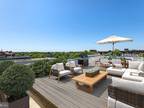 720 Kenyon St NW #2