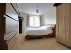 2 bedroom flat for sale in Old Dairy Close, Fleet, Hampshire, GU51