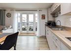 2 bedroom flat for sale in Pondtail Walk, Faygate, RH12