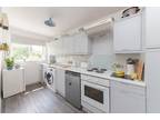 1 bedroom flat for sale in Rabournmead Drive, Northolt, UB5