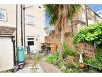 3 bedroom end of terrace house for sale in Maidstone Road, Rochester, Kent, ME1