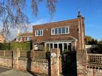 4 bedroom detached house for sale in Eton Road, Frinton-on-sea, CO13