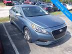 2016 Hyundai Sonata Hybrid SE 4dr Sedan