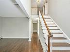 32 New St #B