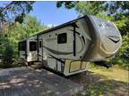 2019 Keystone Keystone Montana 3121RL 35ft